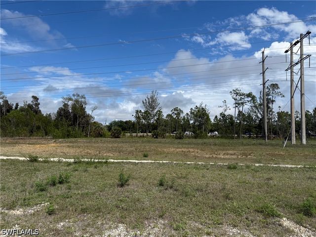 306 Riviera Tulum AVE, Naples, FL 34110