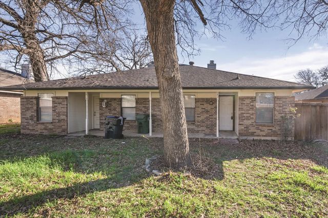 5821 Mansfield Road, Arlington, TX 76017
