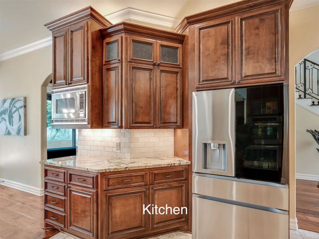 10610 S Nandina Court, Jenks, OK 74037
