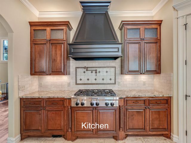 10610 S Nandina Court, Jenks, OK 74037