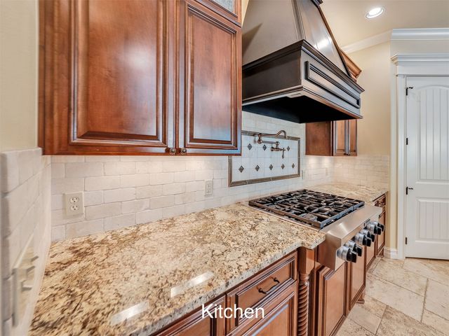 10610 S Nandina Court, Jenks, OK 74037