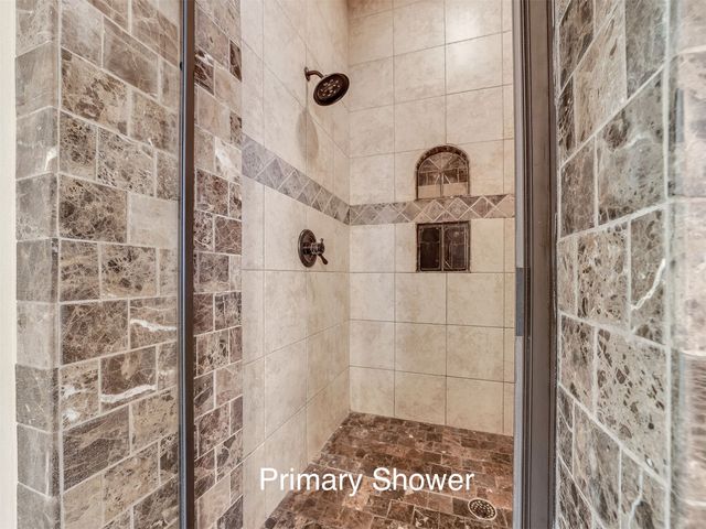 10610 S Nandina Court, Jenks, OK 74037