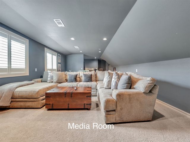 10610 S Nandina Court, Jenks, OK 74037