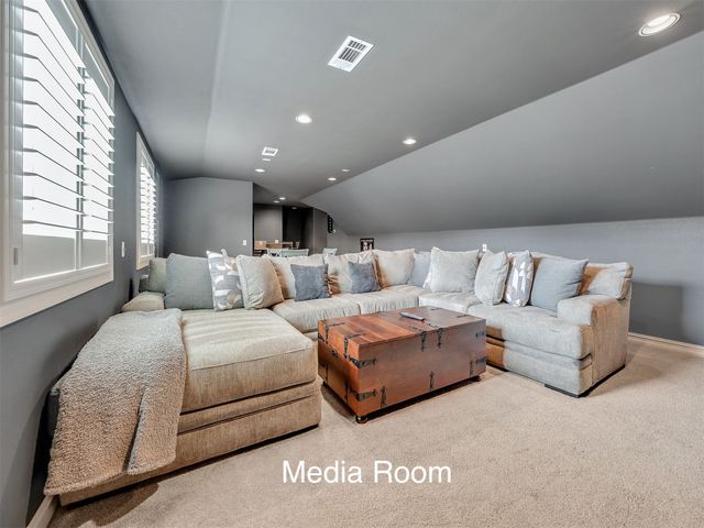 10610 S Nandina Court, Jenks, OK 74037