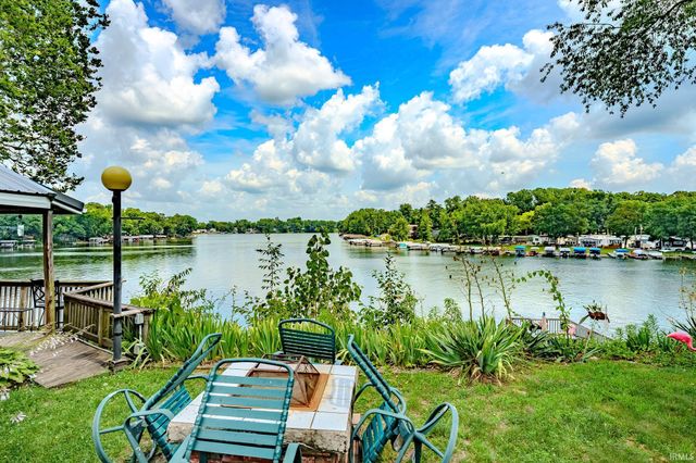 3826 E Forest Lodge Loop, Monticello, IN 47960