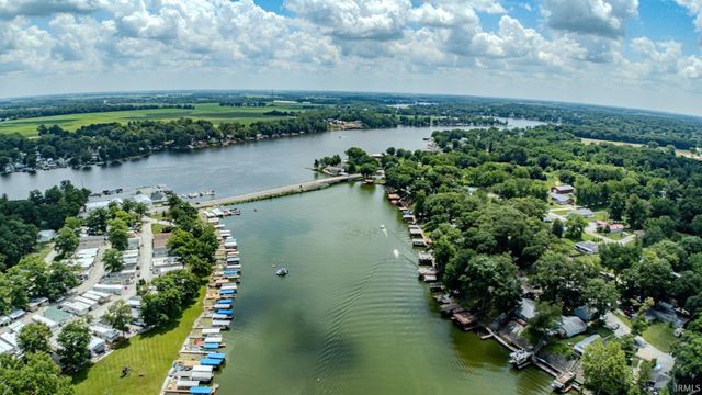 3826 E Forest Lodge Loop, Monticello, IN 47960