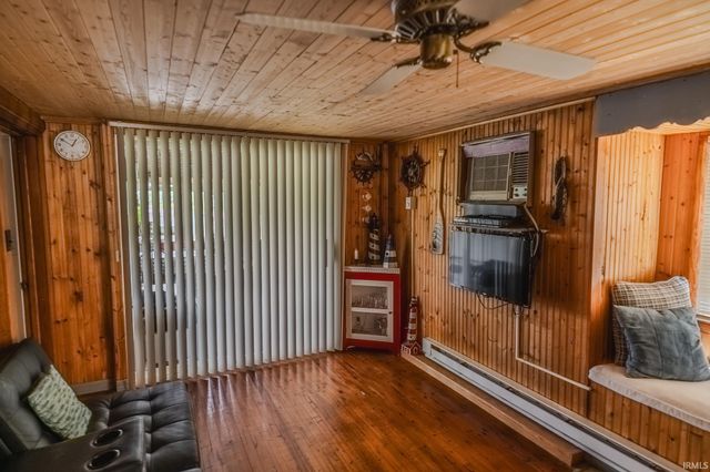 3826 E Forest Lodge Loop, Monticello, IN 47960