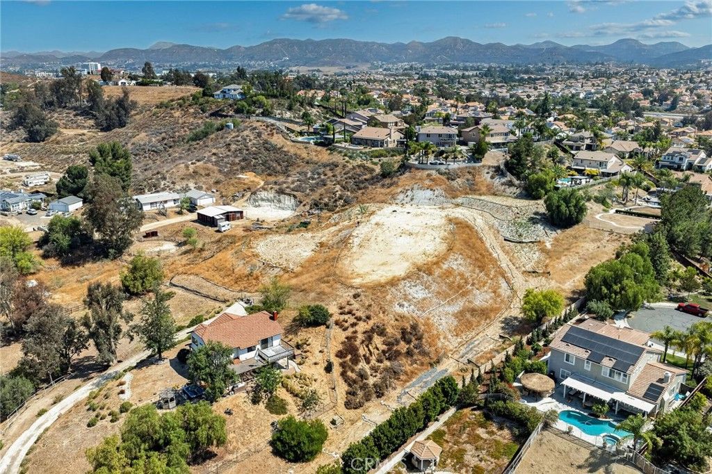 Image 10 of property listing at 23750 Adams Avenue, Murrieta, CA 92562