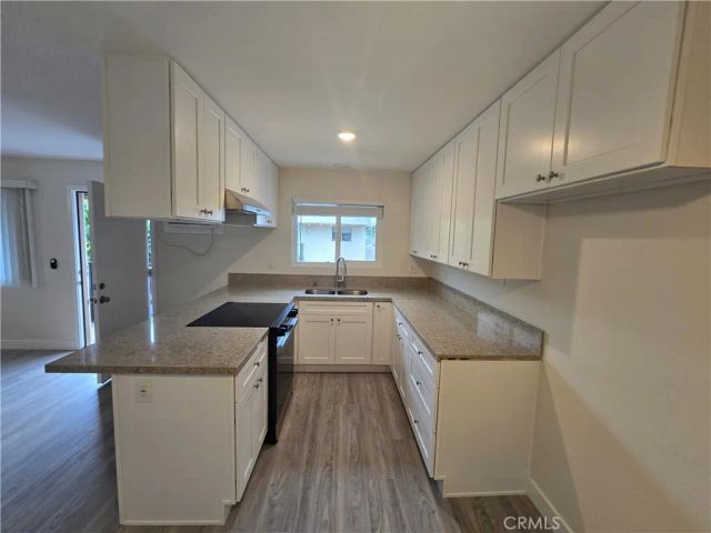 6051 Lemon Avenue C, Cypress, CA 90630