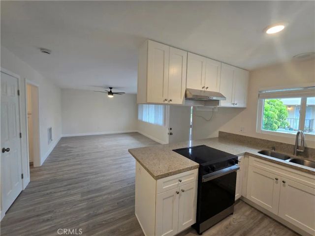 6051 Lemon Avenue C, Cypress, CA 90630