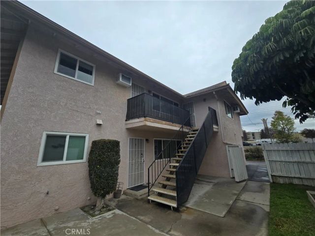 6051 Lemon Avenue C, Cypress, CA 90630