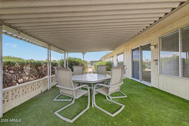 9726 W HUTTON Drive, Sun City, AZ 85351