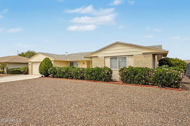 9726 W HUTTON Drive, Sun City, AZ 85351