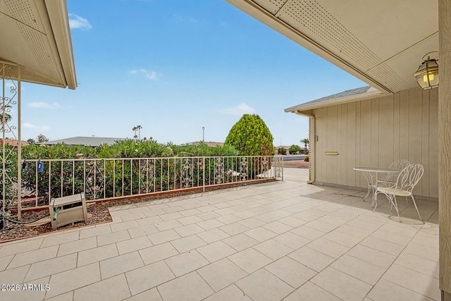 9726 W HUTTON Drive, Sun City, AZ 85351