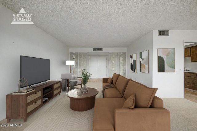 9726 W HUTTON Drive, Sun City, AZ 85351