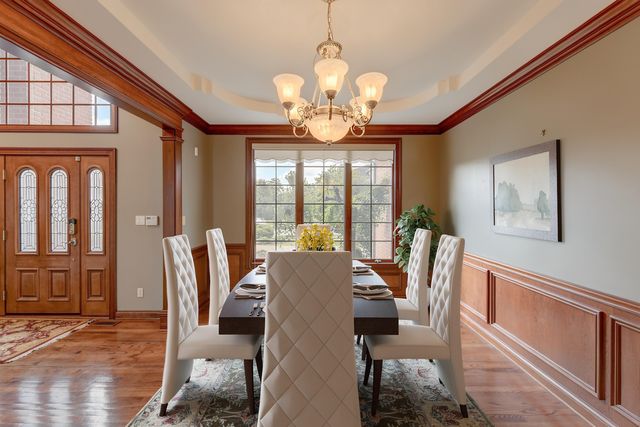 9937 Tanglewood Court, Munster, IN 46321