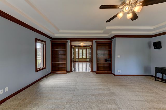 9937 Tanglewood Court, Munster, IN 46321