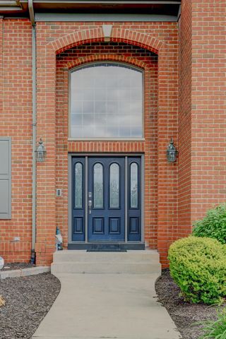 9937 Tanglewood Court, Munster, IN 46321