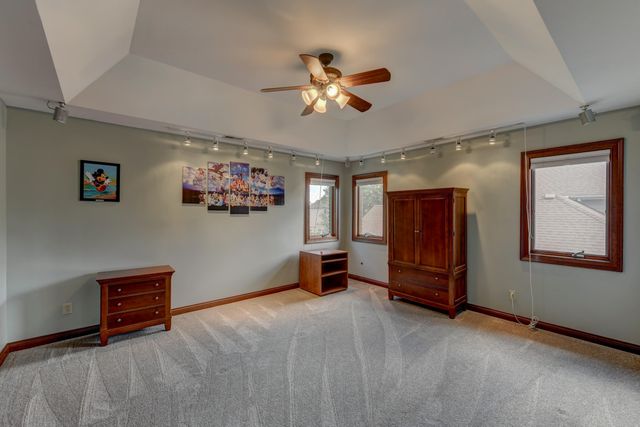9937 Tanglewood Court, Munster, IN 46321