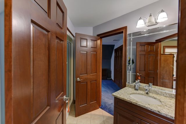 9937 Tanglewood Court, Munster, IN 46321