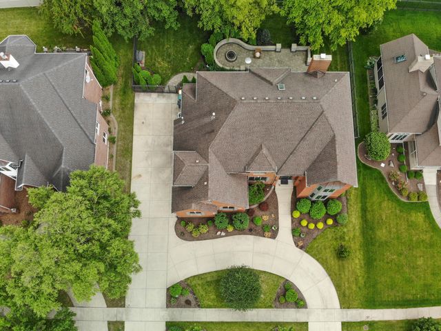 9937 Tanglewood Court, Munster, IN 46321