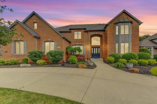 9937 Tanglewood Court, Munster, IN 46321