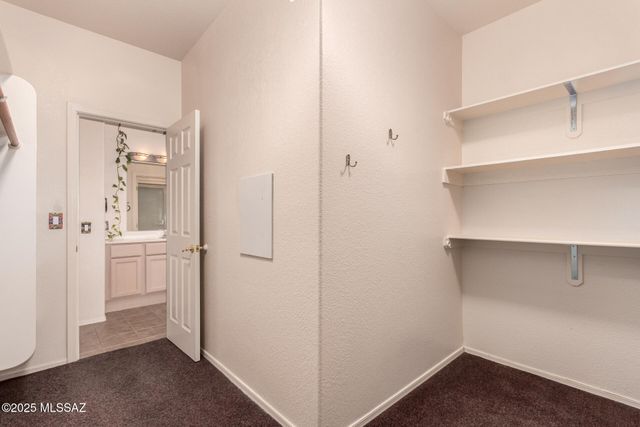 6064 W Ten Star Drive, Tucson, AZ 85713