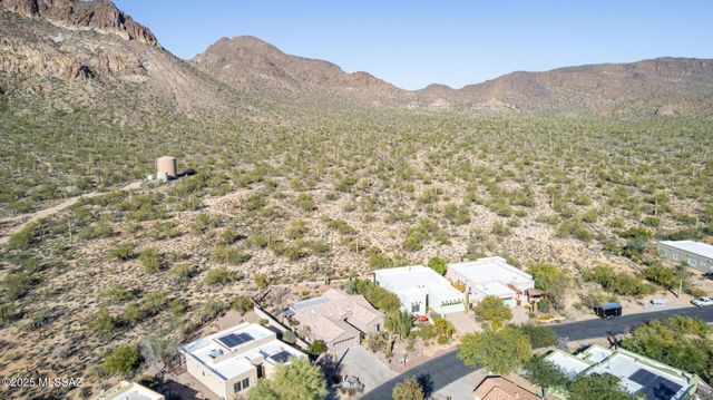 6064 W Ten Star Drive, Tucson, AZ 85713