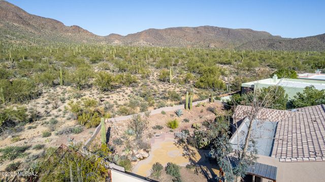 6064 W Ten Star Drive, Tucson, AZ 85713