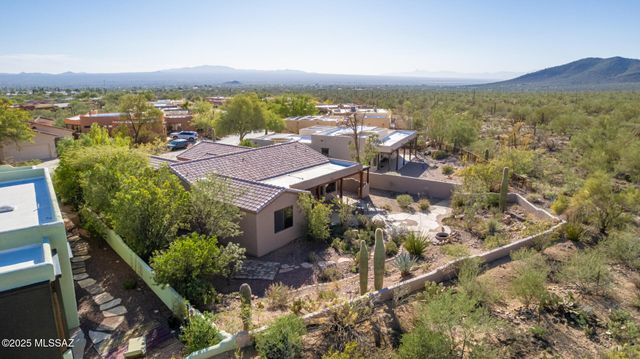 6064 W Ten Star Drive, Tucson, AZ 85713