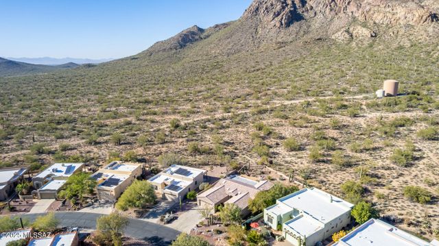 6064 W Ten Star Drive, Tucson, AZ 85713