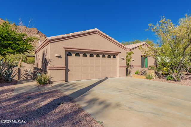 6064 W Ten Star Drive, Tucson, AZ 85713