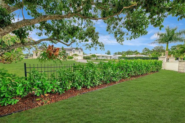 5030 18TH AVENUE W, Bradenton, FL 34209