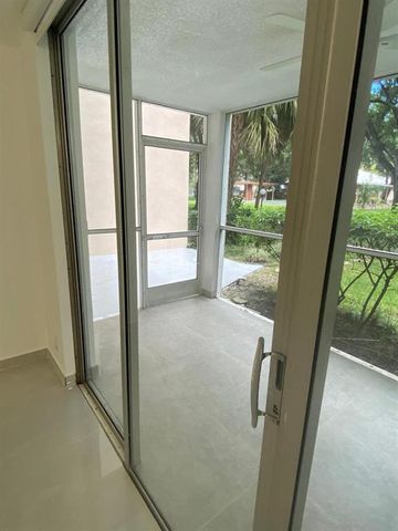 2600 NW 49th Avenue Apt 112, Lauderdale Lakes, FL 33313