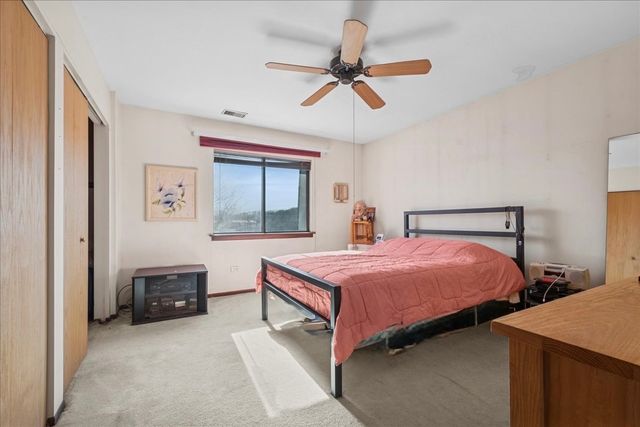 3266 Sanders Road 6F, Northbrook, IL 60062