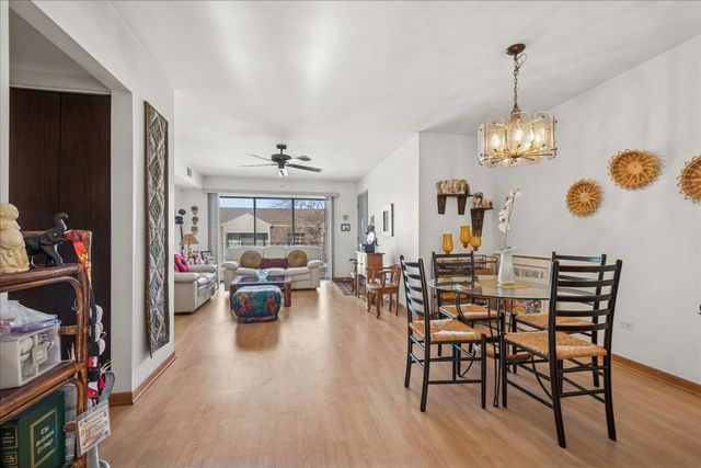 3266 Sanders Road 6F, Northbrook, IL 60062