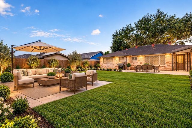 6914 Rockergate Drive, Missouri City, TX 77489