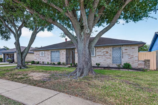6914 Rockergate Drive, Missouri City, TX 77489
