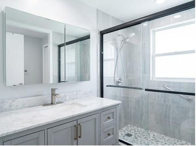 25 Upminster B 25, Deerfield Beach, FL 33442
