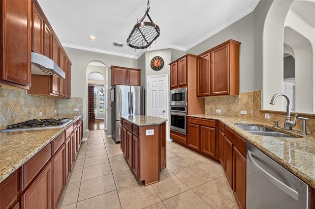 6118 Southwell Lane, League City, TX 77573