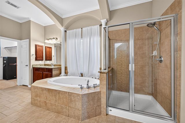 6118 Southwell Lane, League City, TX 77573
