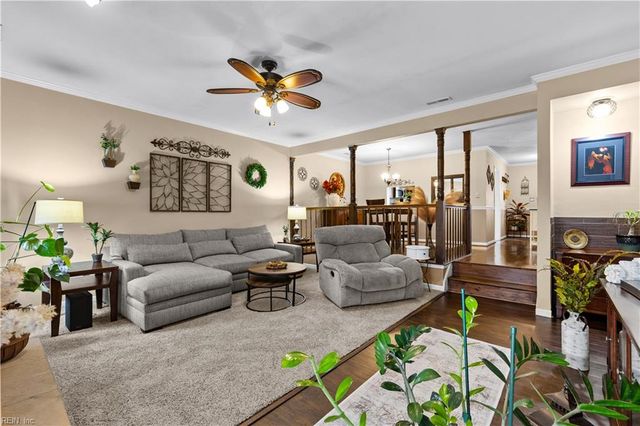 150 Majestic CIR, Virginia Beach, VA 23452