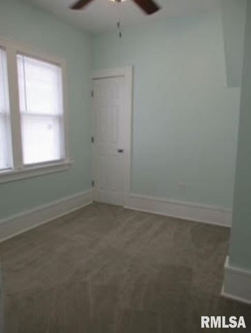 1525 25TH Street, Rock Island, IL 61201