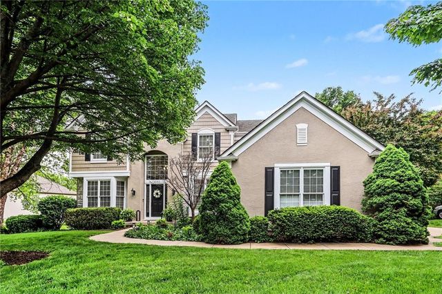 3541 W 143rd Terrace, Leawood, KS 66224