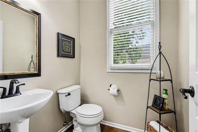 3541 W 143rd Terrace, Leawood, KS 66224