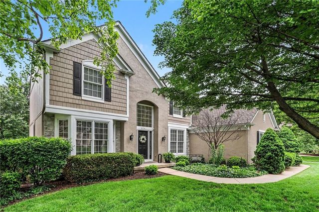 3541 W 143rd Terrace, Leawood, KS 66224