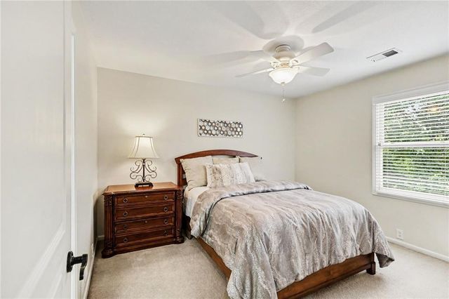 3541 W 143rd Terrace, Leawood, KS 66224