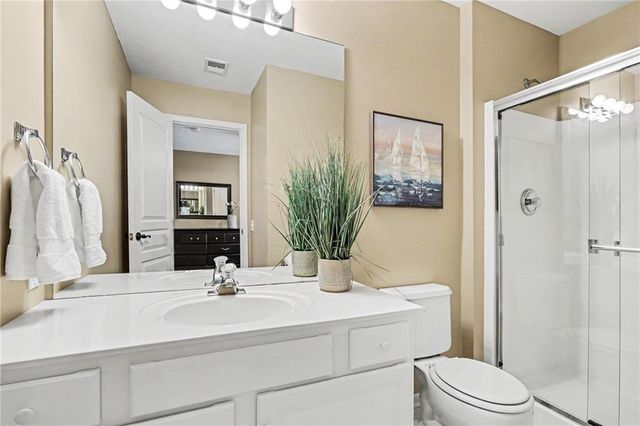 3541 W 143rd Terrace, Leawood, KS 66224
