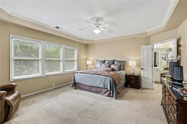 3541 W 143rd Terrace, Leawood, KS 66224