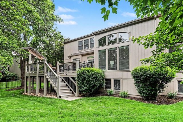 3541 W 143rd Terrace, Leawood, KS 66224